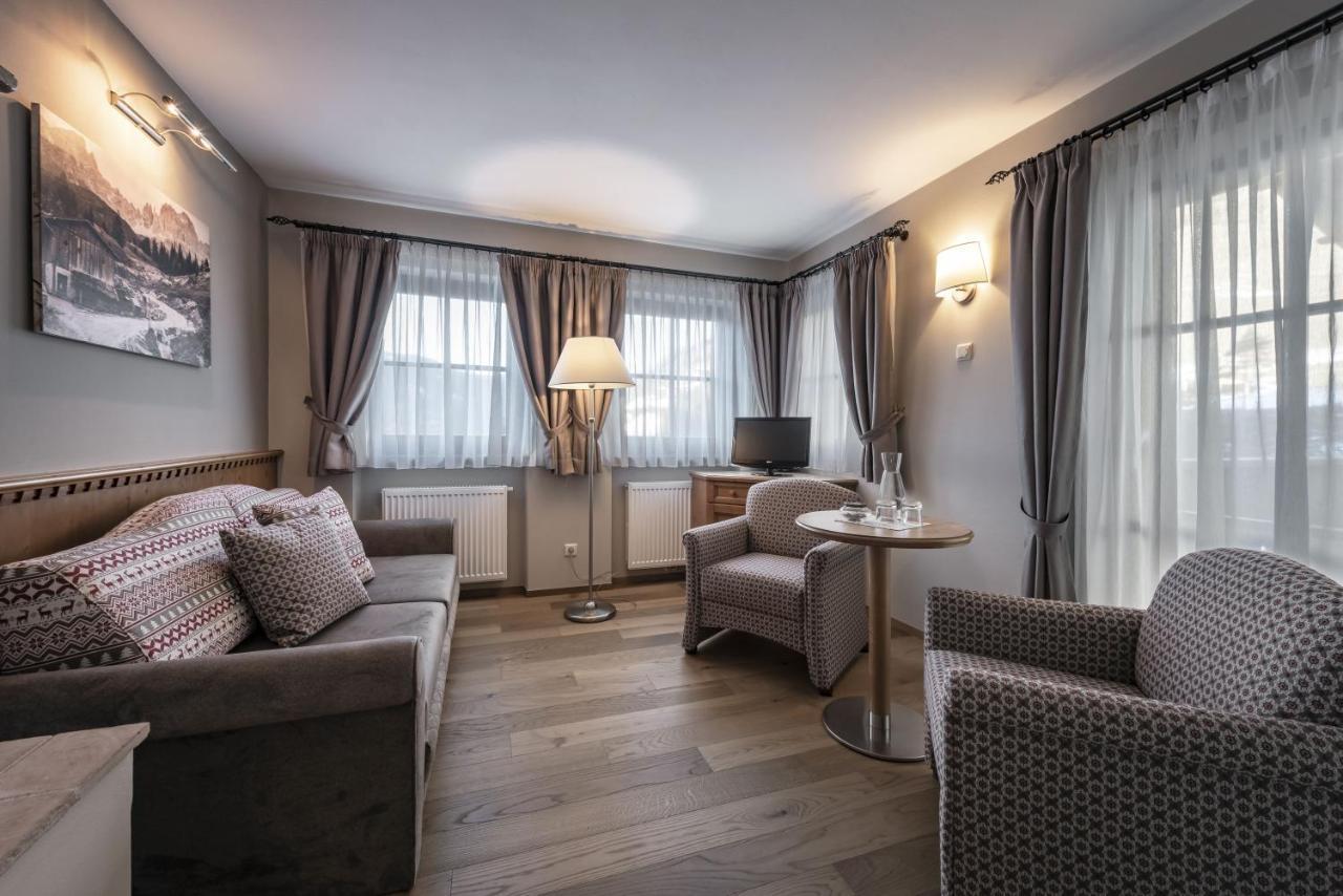 Hotel Dosses Tires Dış mekan fotoğraf