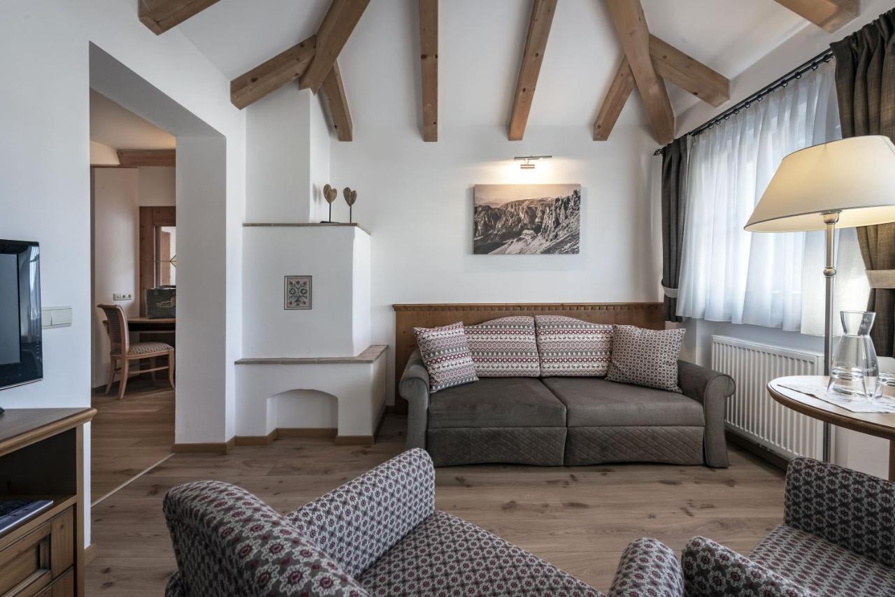 Hotel Dosses Tires Dış mekan fotoğraf